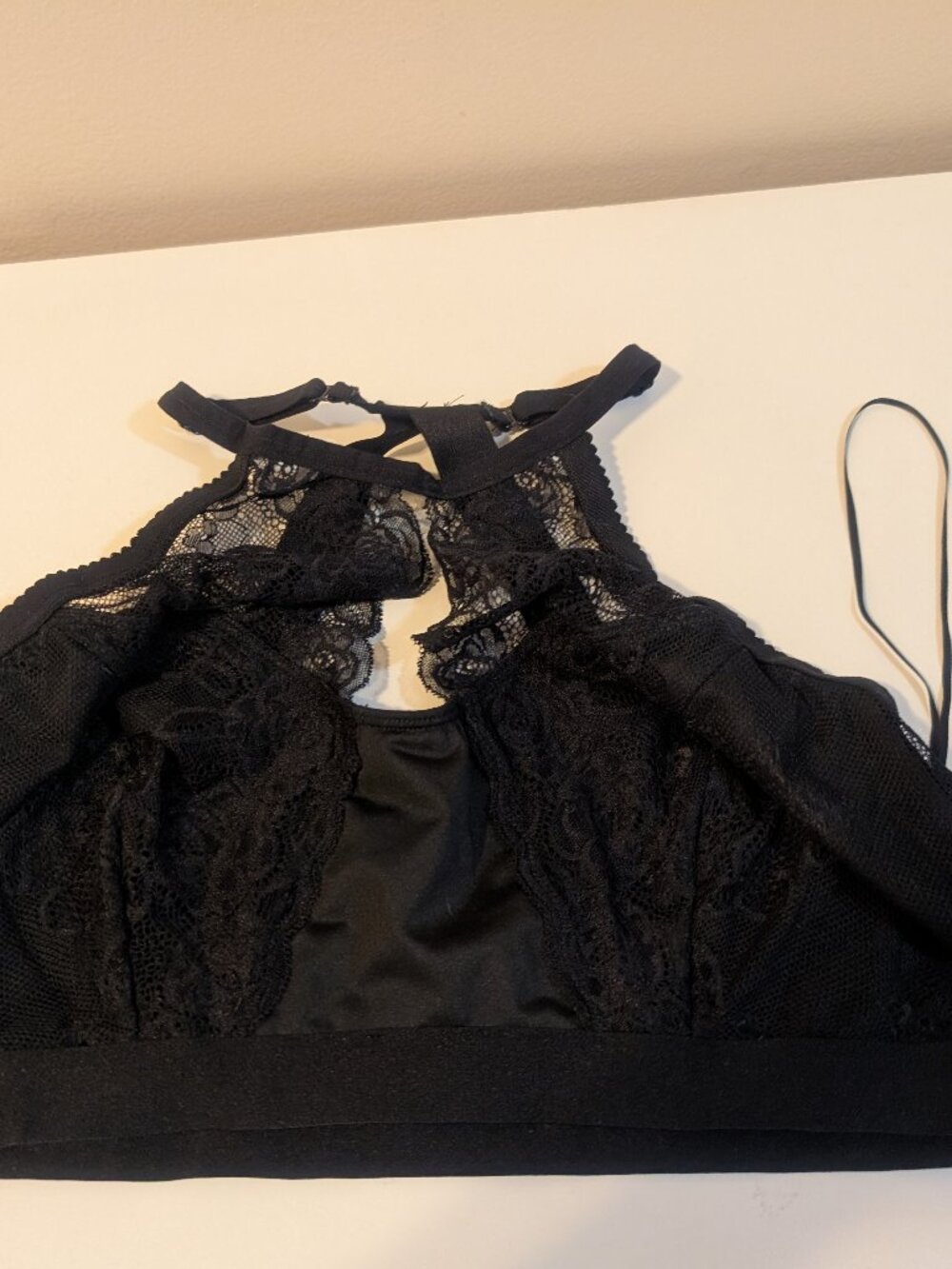 Womens high neck bralette, size 14-16